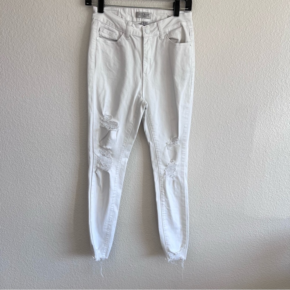 Judy Blue Women’s Distressed Skinny Fit White Jeans‎